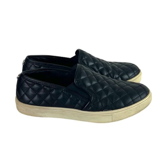 Steve Madden Ecentrcq Quilted Black Sneaker Loafer Sporty Slip On Women’s Size 8 - Picture 3 of 12